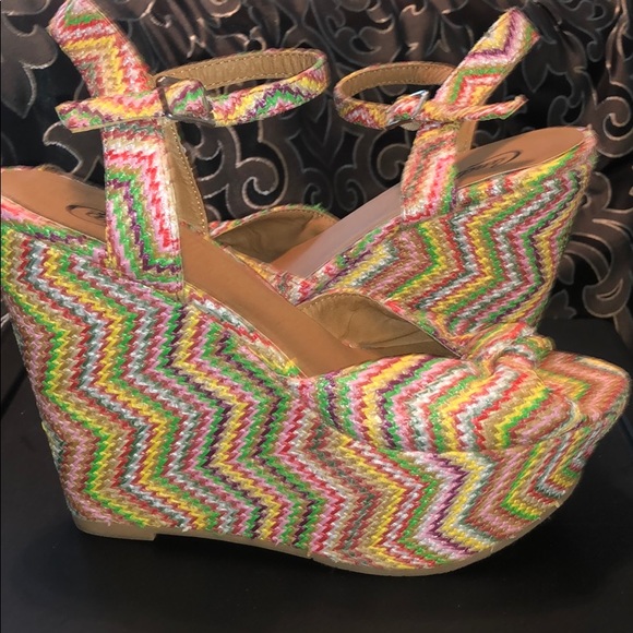 Multicolor Wedges - Picture 5 of 5